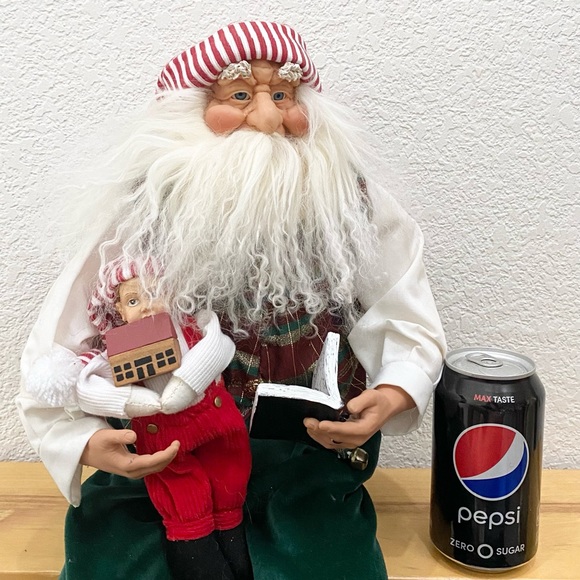 Vintage Wildwood International Sitting Santa w/ Boy Christmas Carol 20” Figure - Picture 10 of 13